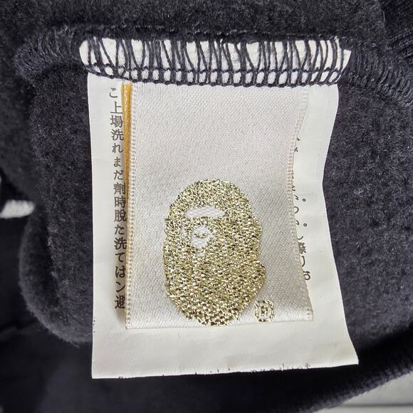 A BATHING APE (BAPE) BLACK COLLEGE CREWNECK 1ST CAMO APE HEAD LOGO – SIZE LARGE - Picture 4 of 10